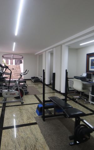Apartamento à venda com 157m², 4 quartos e 2 vagasÁrea comum - Academia