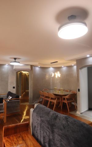 Apartamento à venda com 157m², 4 quartos e 2 vagasSala