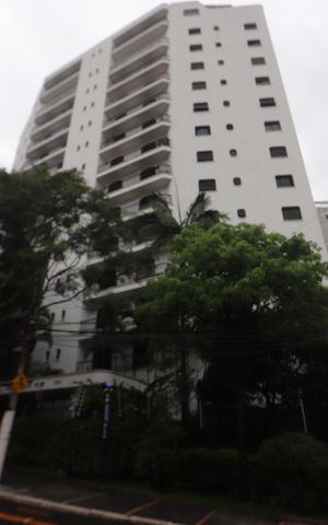 Apartamento à venda com 157m², 4 quartos e 2 vagasFachada