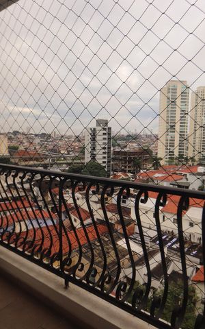 Apartamento à venda com 157m², 4 quartos e 2 vagasVaranda
