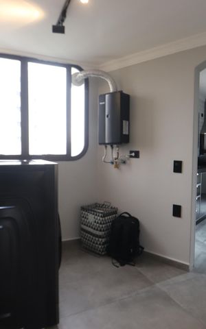 Apartamento à venda com 157m², 4 quartos e 2 vagasLavanderia