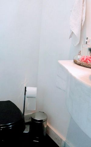 Casa para alugar com 412m², 4 quartos e 6 vagas Casa para alugar com 412m², 4 quartos e 6 vagasBanheiro