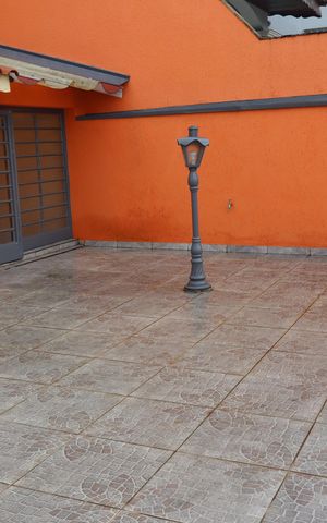 Casa à venda com 191m², 4 quartos e 3 vagasVaranda