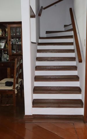 Casa à venda com 191m², 4 quartos e 3 vagasSala