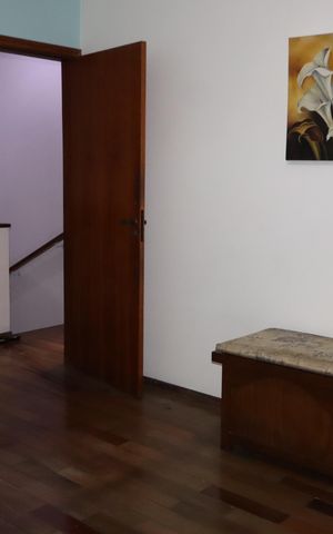 Casa à venda com 191m², 4 quartos e 3 vagasQuarto 2