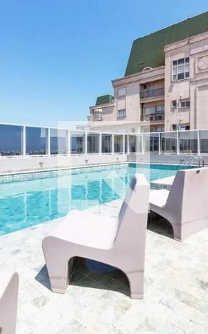 Apartamento à venda com 34m², 1 quarto e sem vaga Apartamento à venda com 34m², 1 quarto e sem vagaPiscina