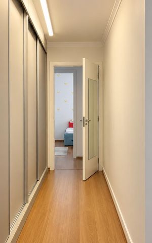 Apartamento à venda com 136m², 3 quartos e 2 vagas Apartamento à venda com 136m², 3 quartos e 2 vagasCorredor