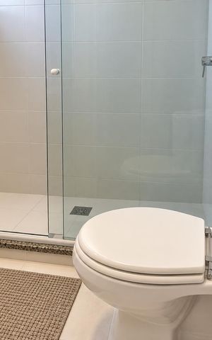 Apartamento à venda com 136m², 3 quartos e 2 vagas Apartamento à venda com 136m², 3 quartos e 2 vagasBanheiro