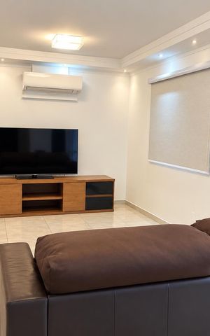 Apartamento à venda com 136m², 3 quartos e 2 vagas Apartamento à venda com 136m², 3 quartos e 2 vagasSala
