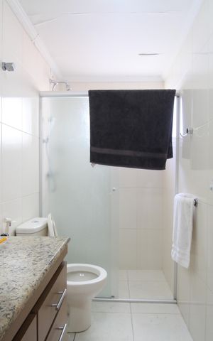 Apartamento à venda com 99m², 2 quartos e 2 vagasBanheiro Social