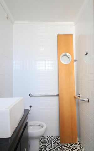 Apartamento à venda com 99m², 2 quartos e 2 vagasBanheiro Suíte 
