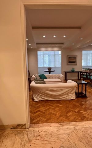Apartamento à venda com 259m², 3 quartos e 1 vaga
