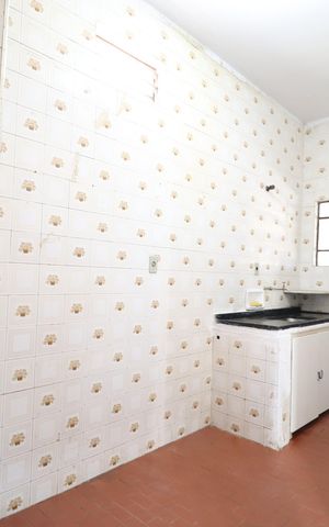 Casa para alugar com 100m², 2 quartos e 2 vagasCozinha