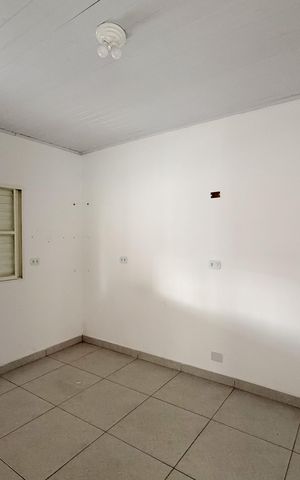 Casa para alugar com 240m², 1 quarto e 1 vaga Casa para alugar com 240m², 1 quarto e 1 vagaCasa 1