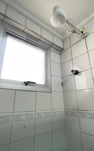 Apartamento à venda com 57m², 2 quartos e 1 vaga Apartamento à venda com 57m², 2 quartos e 1 vagaBanheiro