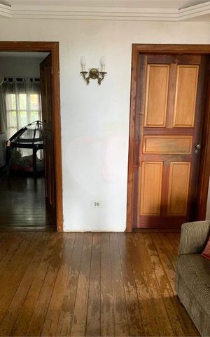 Casa à venda com 450m², 4 quartos e 4 vagas