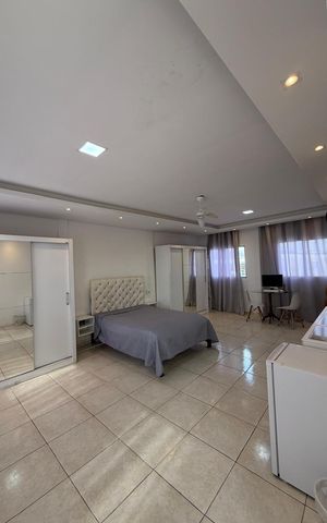 Casa à venda com 200m², 3 quartos e 2 vagas Casa à venda com 200m², 3 quartos e 2 vagasquarto 1