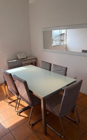 Casa à venda com 200m², 3 quartos e 2 vagas Casa à venda com 200m², 3 quartos e 2 vagascopa