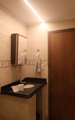 Casa para alugar com 380m², 5 quartos e 4 vagasBanheiro