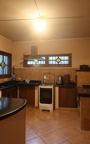 Casa para alugar com 380m², 5 quartos e 4 vagasCozinha