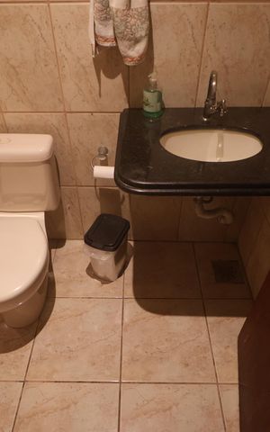 Casa para alugar com 380m², 5 quartos e 4 vagasLavabo