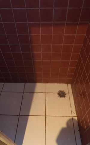 Casa para alugar com 380m², 5 quartos e 4 vagasBanheiro da Suíte 1