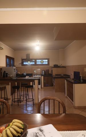Casa para alugar com 380m², 5 quartos e 4 vagasCozinha