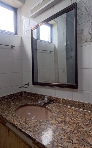 Apartamento para alugar com 136m², 3 quartos e 1 vagaBanheiro 