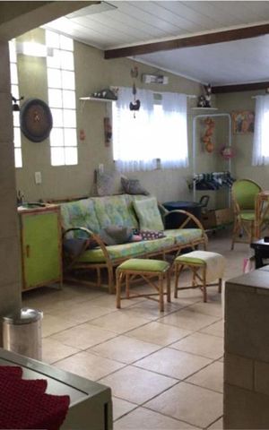 Casa à venda com 252m², 4 quartos e 7 vagas