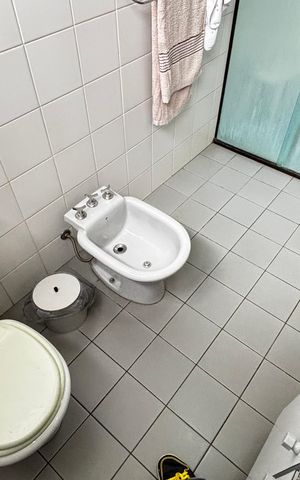 Apartamento à venda com 178m², 3 quartos e 2 vagasBanheiro