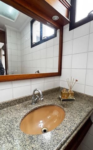 Apartamento à venda com 178m², 3 quartos e 2 vagasLavabo
