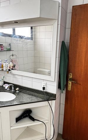 Apartamento à venda com 178m², 3 quartos e 2 vagasBanheiro da Suíte