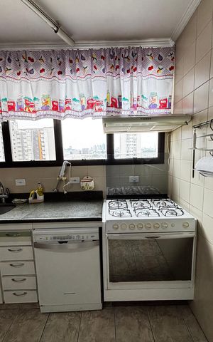 Apartamento à venda com 178m², 3 quartos e 2 vagasCozinha
