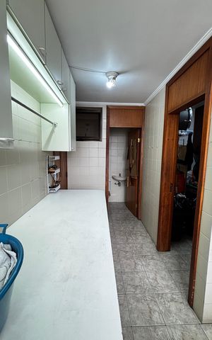 Apartamento à venda com 178m², 3 quartos e 2 vagasÁrea de Serviço