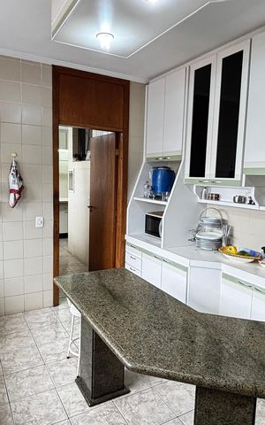 Apartamento à venda com 178m², 3 quartos e 2 vagasCozinha