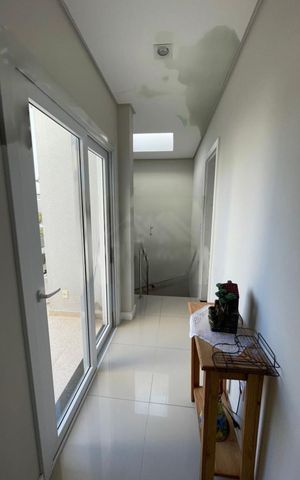 Casa à venda com 170m², 3 quartos e 2 vagas