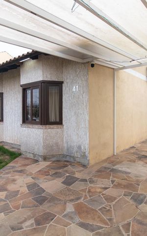 Casa à venda com 160m², 3 quartos e 2 vagas