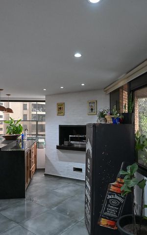 Apartamento para alugar com 287m², 4 quartos e 4 vagasVaranda