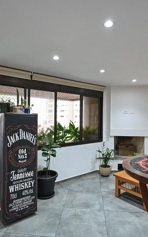 Apartamento para alugar com 287m², 4 quartos e 4 vagasVaranda