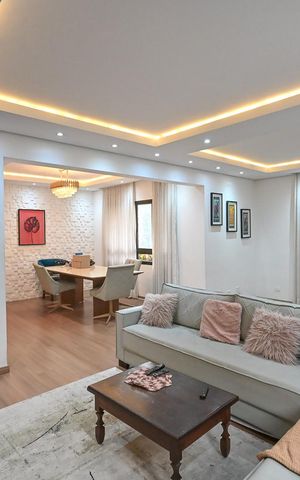 Apartamento para alugar com 287m², 4 quartos e 4 vagasSala