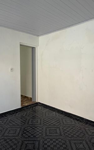 Casa para alugar com 45m², 1 quarto e sem vaga