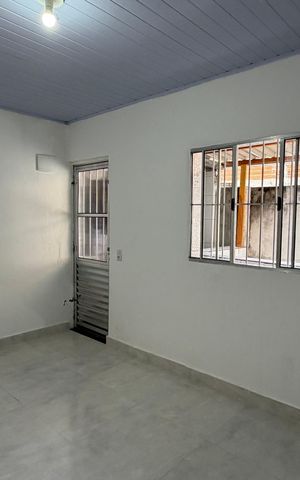 Casa para alugar com 45m², 1 quarto e sem vaga