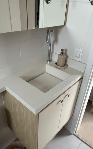 Apartamento à venda com 64m², 2 quartos e 2 vagas Apartamento à venda com 64m², 2 quartos e 2 vagasBanheiro