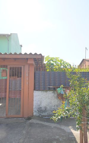 Casa para alugar com 108m², 2 quartos e 1 vagaFachada