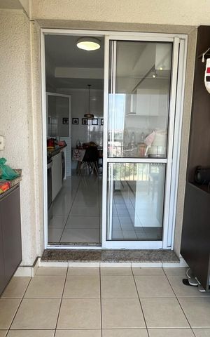 Apartamento à venda com 136m², 3 quartos e 2 vagas Apartamento à venda com 136m², 3 quartos e 2 vagasVaranda