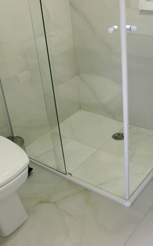 Apartamento à venda com 50m², 2 quartos e sem vagaBanheiro social