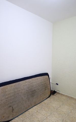 Casa para alugar com 75m², 2 quartos e 1 vagaQuarto