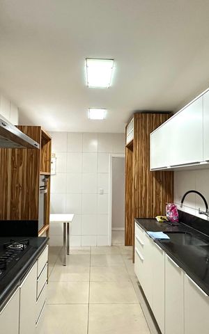 Apartamento para alugar com 151m², 3 quartos e 1 vaga