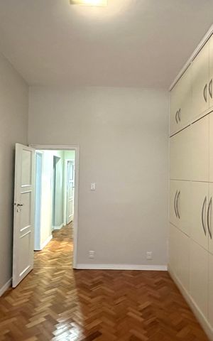 Apartamento para alugar com 151m², 3 quartos e 1 vaga