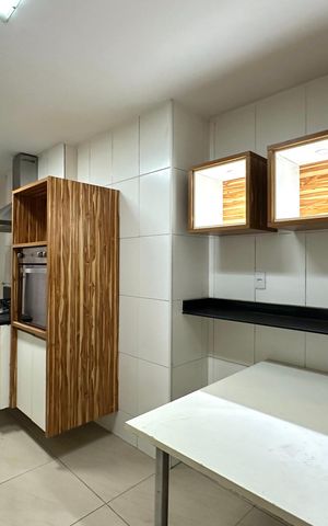Apartamento para alugar com 151m², 3 quartos e 1 vaga